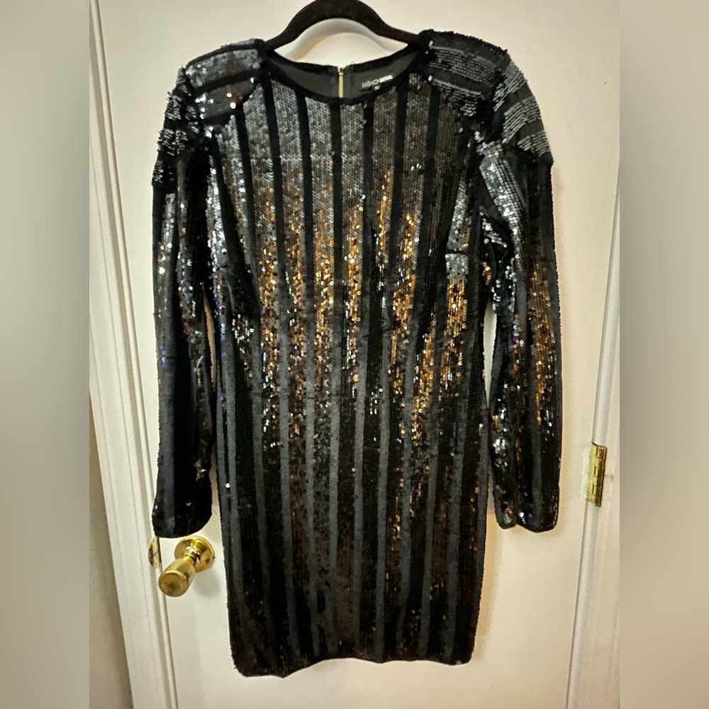 WOMEN FASHION NOVA BLACK  SEQUINS DRESS